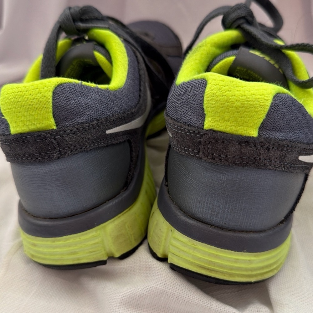 Gorpcore Streetwear Retired Nike Dual Fusion St 2 Running cross trainer W 7.5 - Picture 7 of 10
